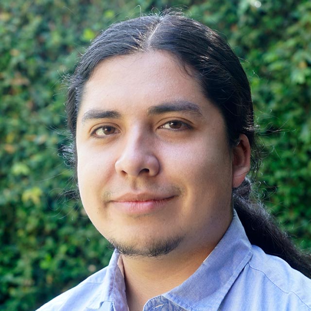 David González